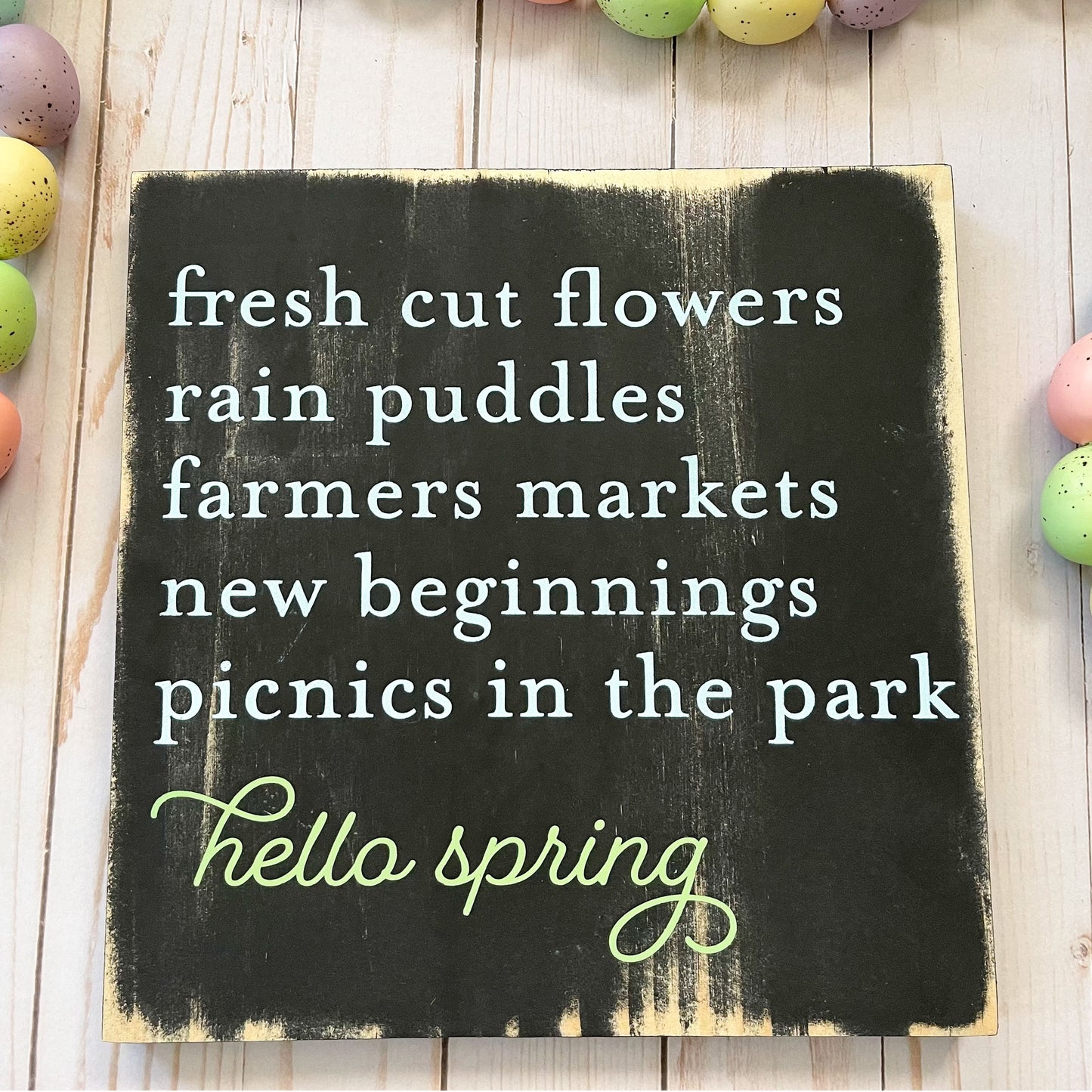 Hello Spring Sign