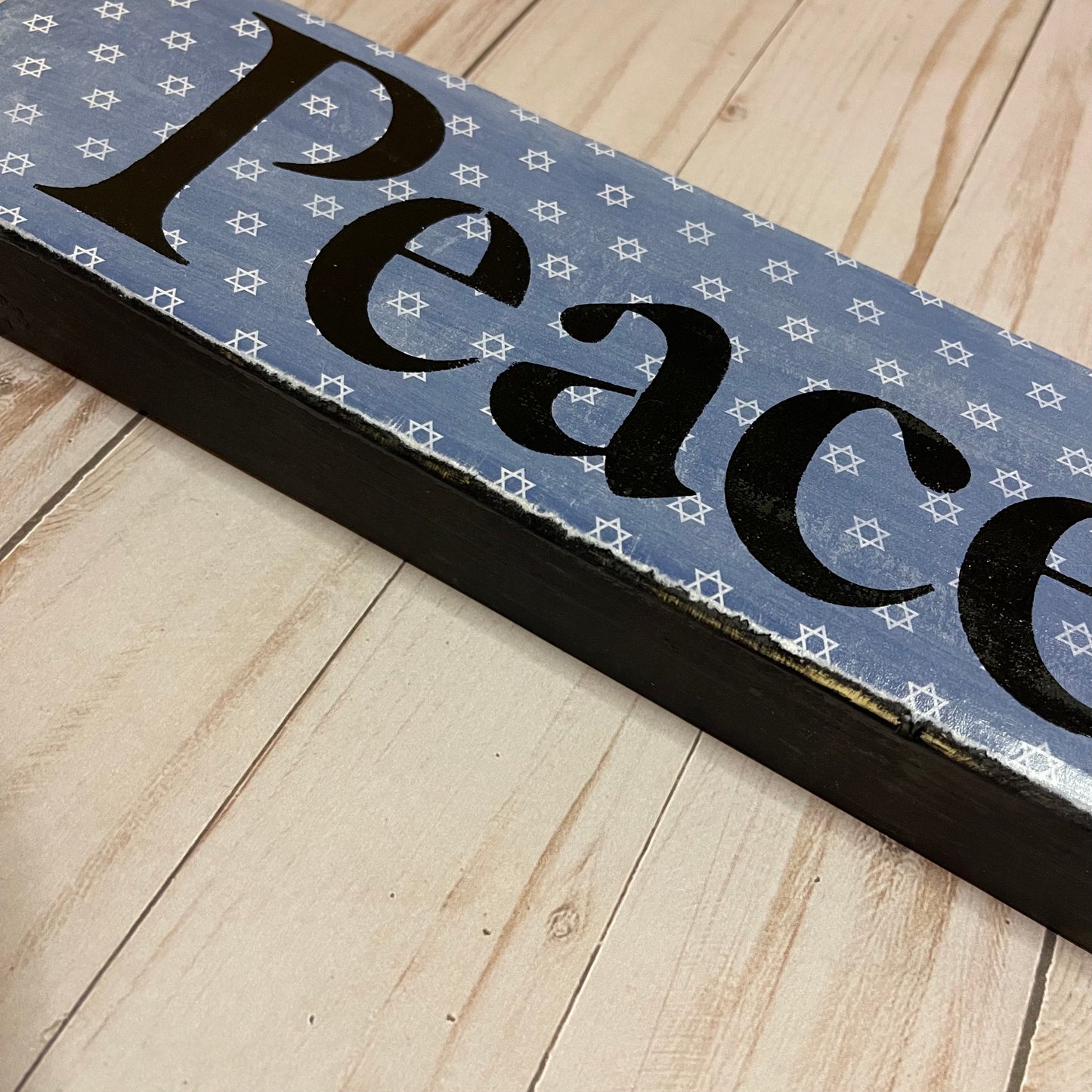 Peace Shelf Sitter