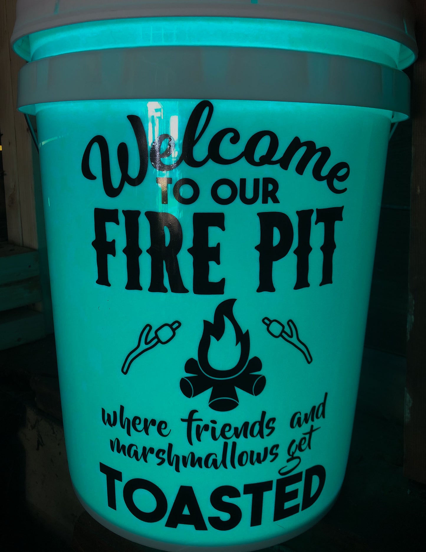 Lighted Bucket
